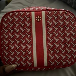 Woman’s Tory Burch Purse
